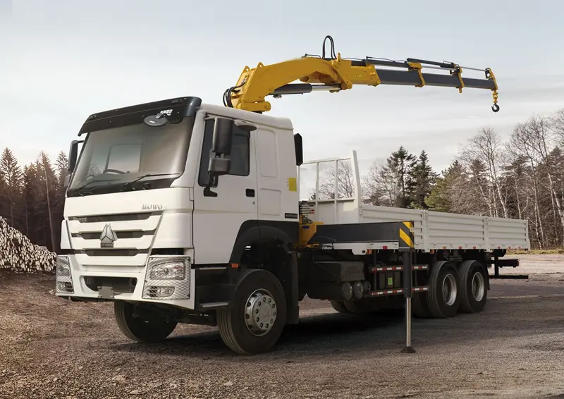Sinotruk Howo 7 6×4 Crane Truck-6