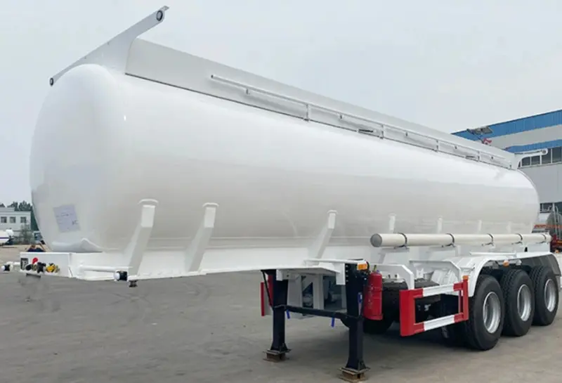 sinotruk trailer oil tank truck-2