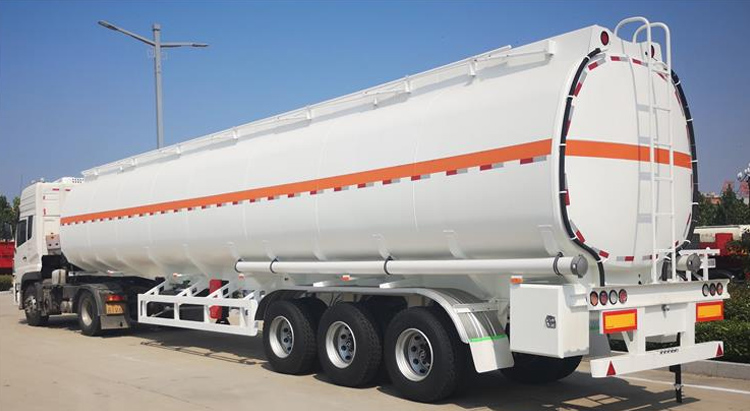 sinotruk howo crane truck