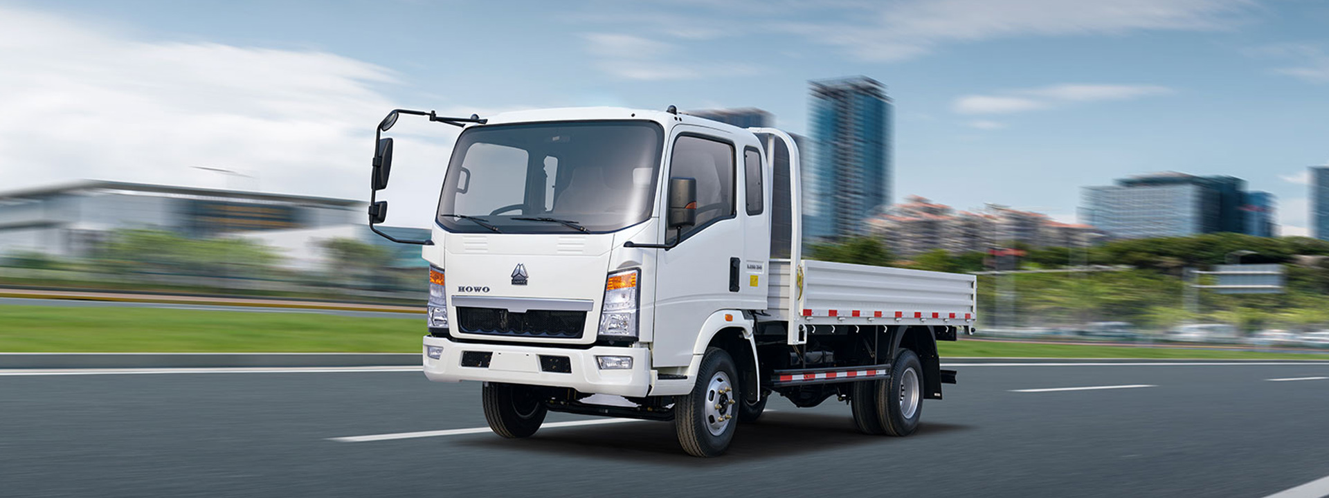 sinotruk howo light cargo truck