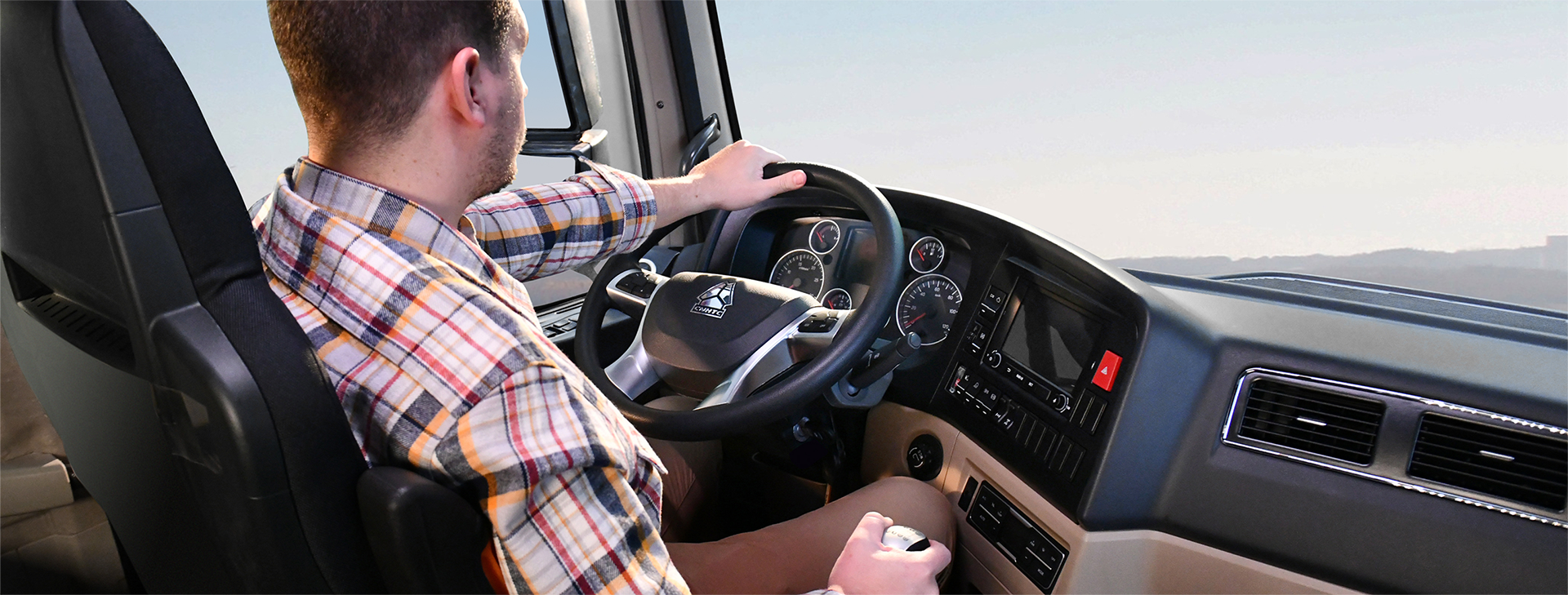 10 wheeler truck price list